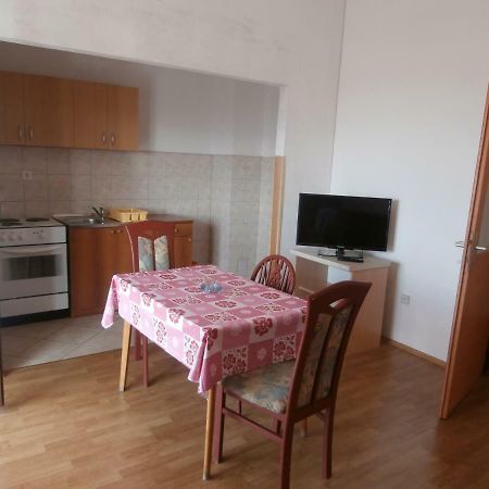 Jure Erceg Apartment Starigrad Paklenica Ngoại thất bức ảnh