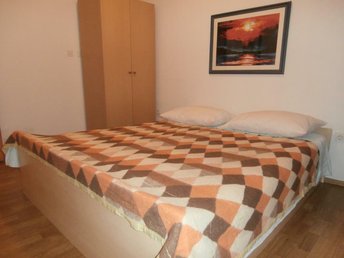 Jure Erceg Apartment Starigrad Paklenica Ngoại thất bức ảnh