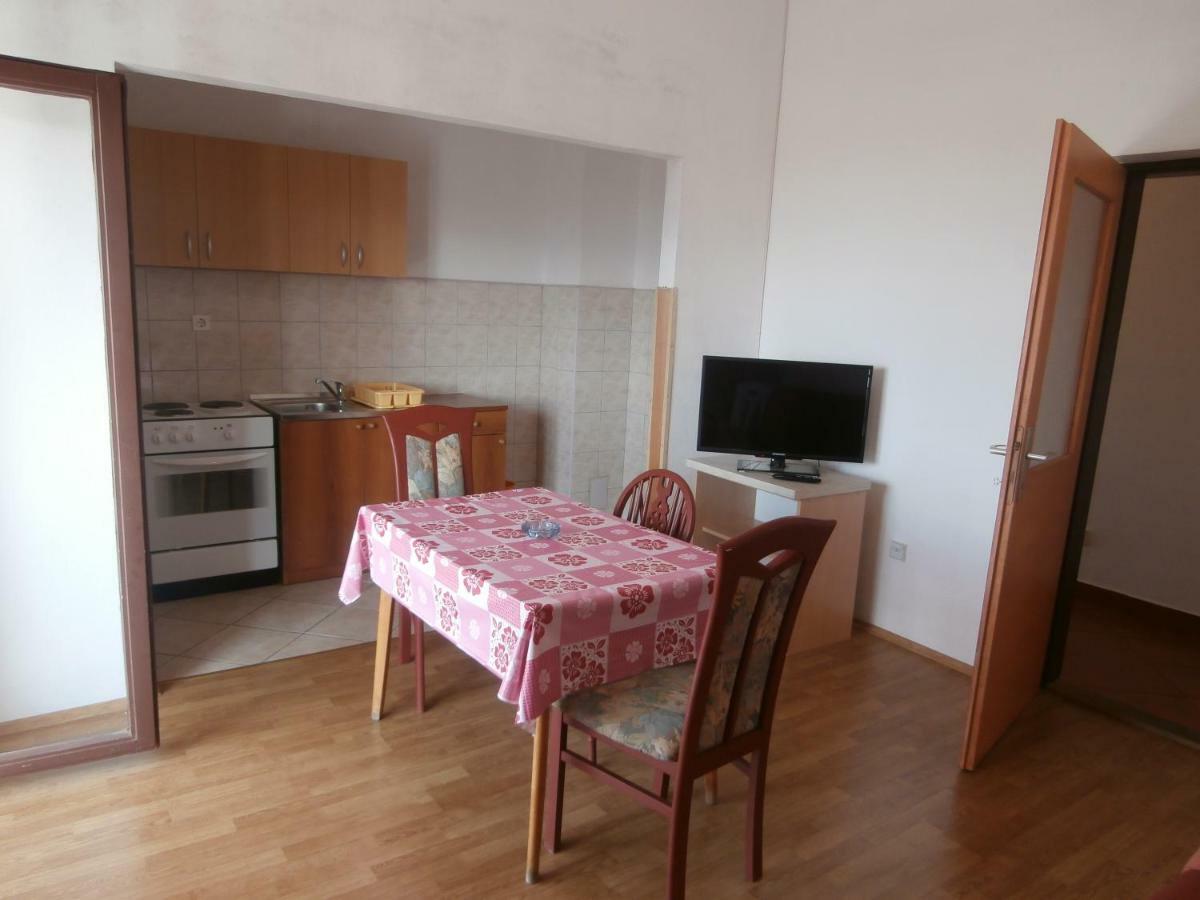 Jure Erceg Apartment Starigrad Paklenica Ngoại thất bức ảnh